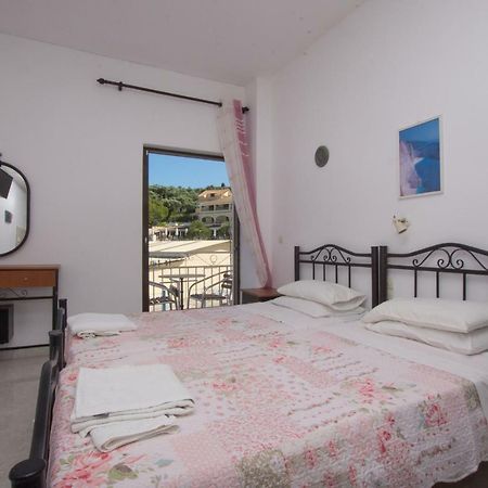 Plessas Studios Планос Екстер'єр фото