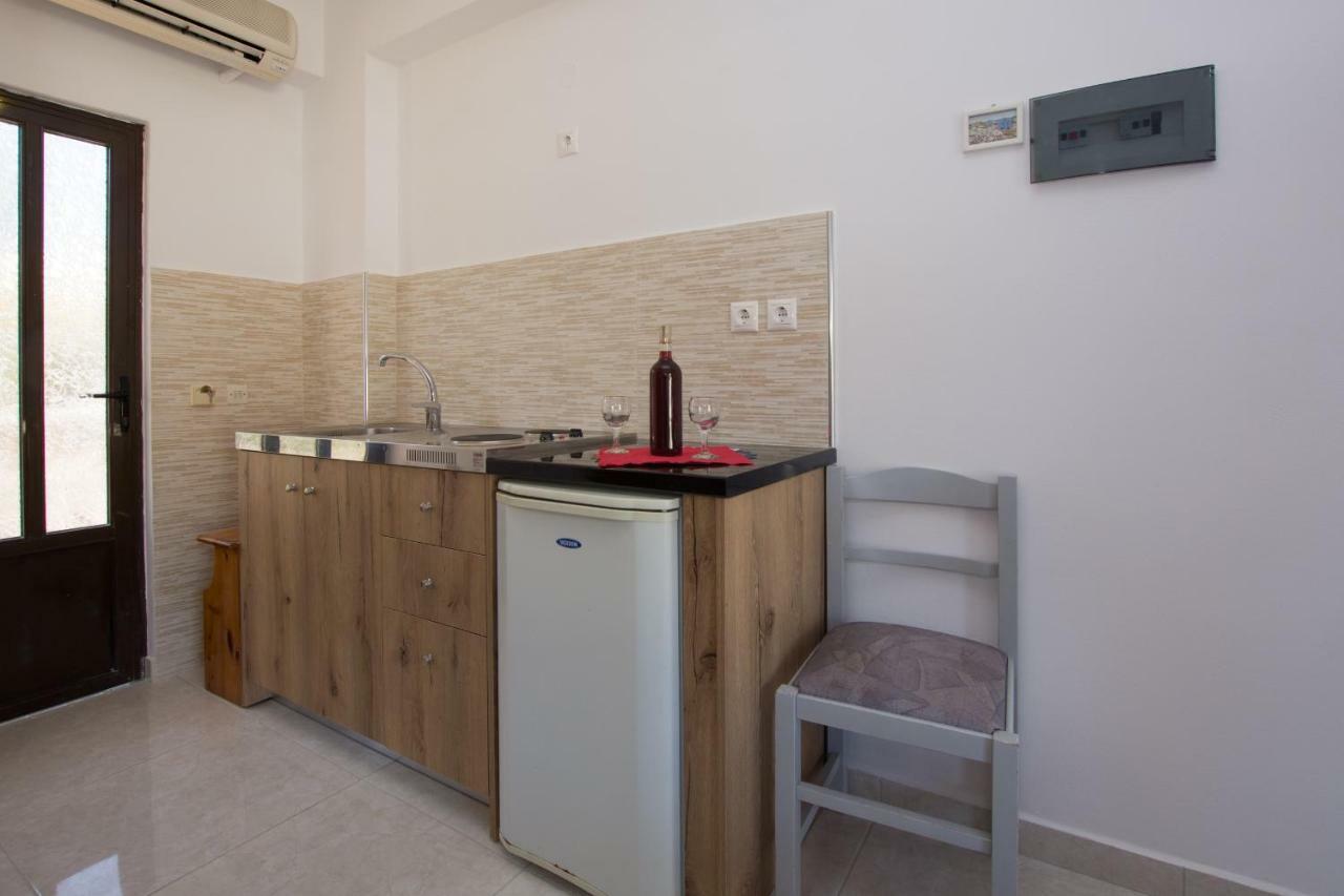 Plessas Studios Планос Екстер'єр фото
